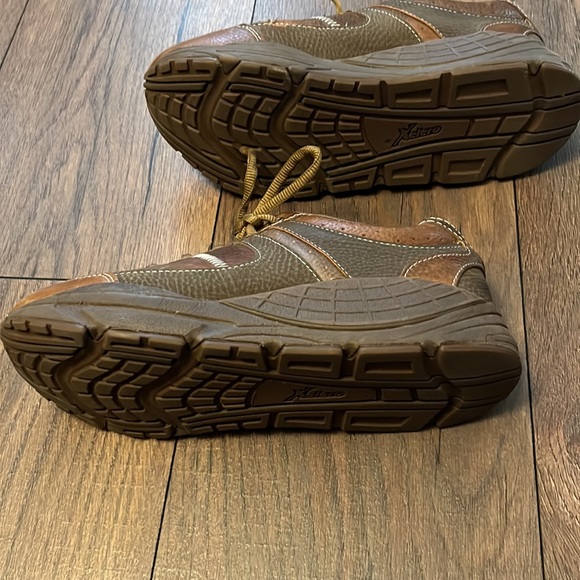 Xelero Athena woman’s tennis shoe 8.5 brown - Picture 5 of 9